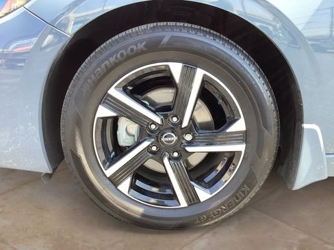 Used 2024 Nissan Sentra SV w/ All-Weather Package FWD image 32
