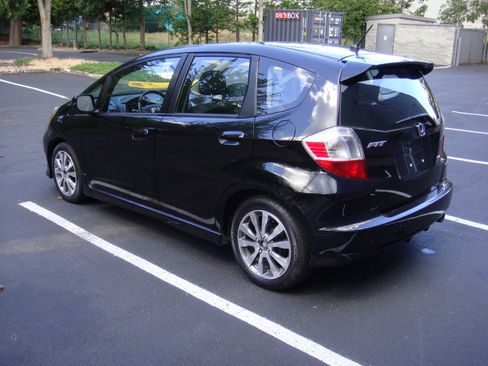 Used 2013 Honda Fit Sport image 7