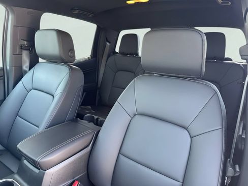 New 2026 GMC Canyon Elevation w/ Convenience Package RWD image 10