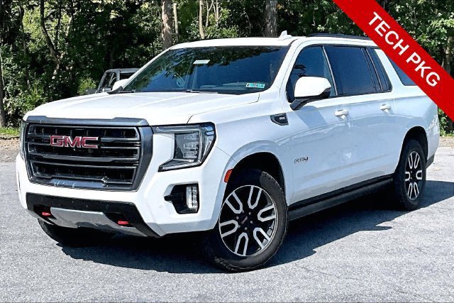 Used 2023 GMC Yukon XL AT4 w/ Technology Package AWD/4WD image 1