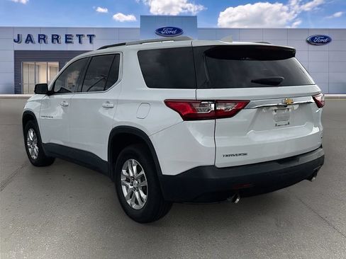 Used 2018 Chevrolet Traverse LT FWD image 3