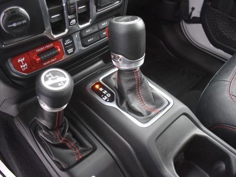 Used 2021 Jeep Gladiator Rubicon image 30