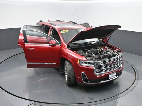 Used 2023 GMC Acadia Denali w/ Denali Technology Package image 52