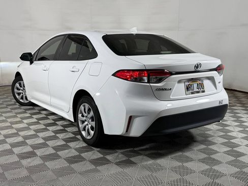Used 2023 Toyota Corolla LE FWD image 4