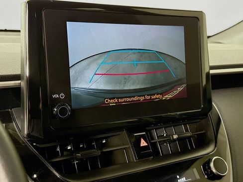 Used 2023 Toyota Corolla Cross AWD Hybrid w/ Moonroof Package image 15