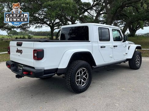 Used 2024 Jeep Gladiator Rubicon AWD/4WD image 5