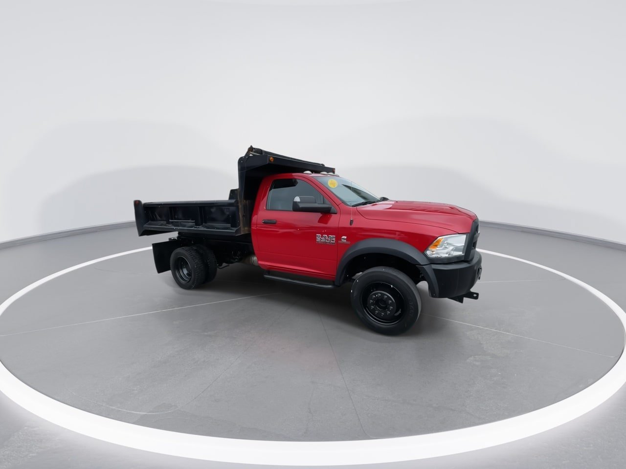 Used 2017 RAM 5500 Tradesman w/ Power Accessory Group AWD/4WD image 5