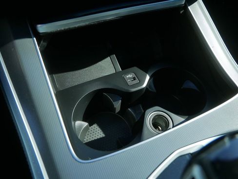 Used 2021 BMW X5 M50i w/ Dynamic Handling Package image 28