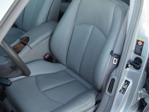 Used 2004 Mercedes-Benz E 500 Sedan image 21