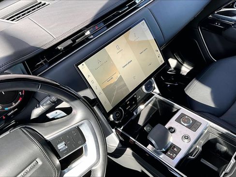 Used 2023 Land Rover Range Rover SE AWD/4WD image 31