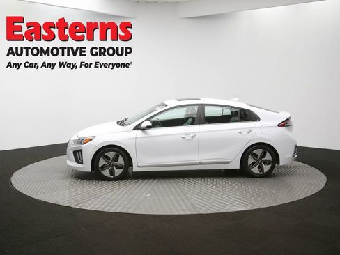 Used 2022 Hyundai Ioniq Limited image 60