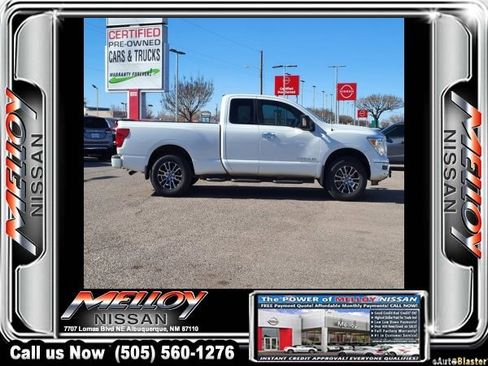 Used 2021 Nissan Titan SV w/ SV Convenience Package image 8