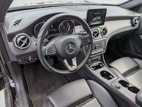 Used 2018 Mercedes-Benz GLA 250 image 9