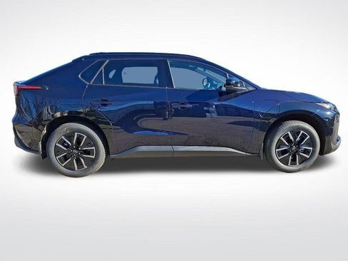 New 2026 Subaru Solterra Limited image 8