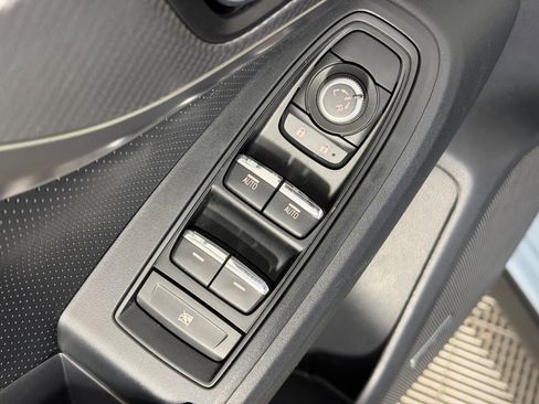 Used 2023 Subaru Crosstrek 2.5i Limited image 22