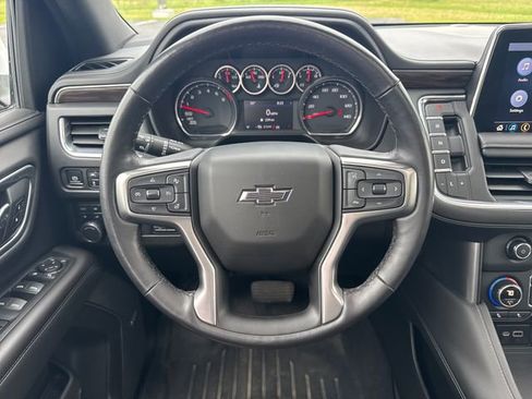 Used 2021 Chevrolet Tahoe Z71 w/ Z71 Signature Package AWD/4WD image 17
