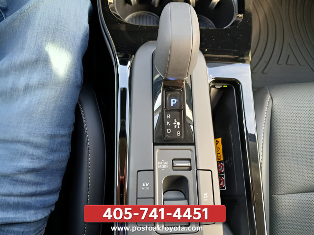 New 2027 Toyota Prius XLE FWD image 31