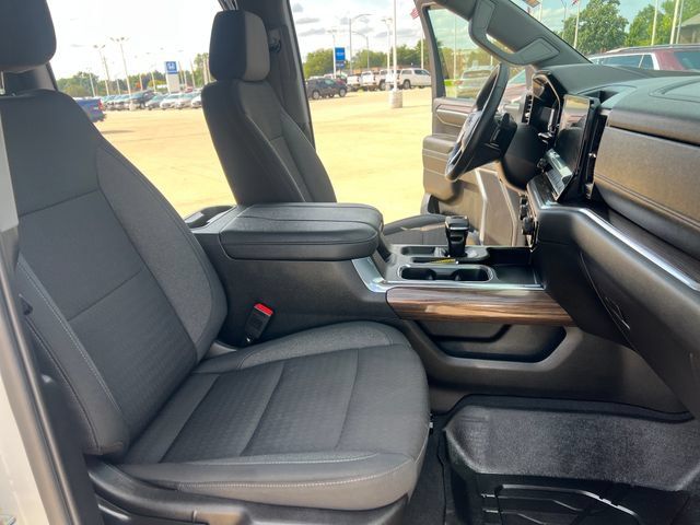 Certified 2024 Chevrolet Silverado 1500 RST AWD/4WD image 13