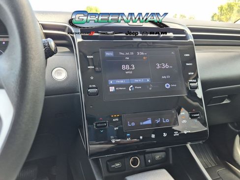 Used 2024 Hyundai Tucson SEL FWD image 19
