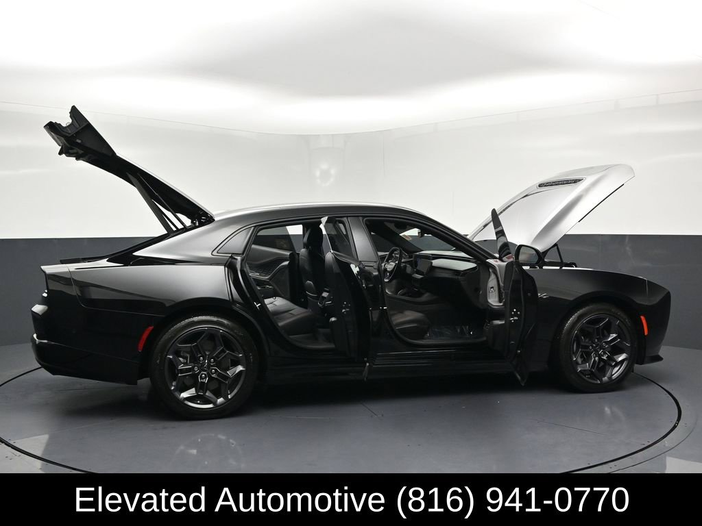 Used 2026 Dodge Charger R/T w/ Driver Convenience Group AWD/4WD image 35