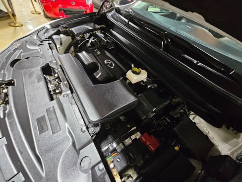 Used 2018 INFINITI QX60 Luxe w/ Premium Plus Package image 46