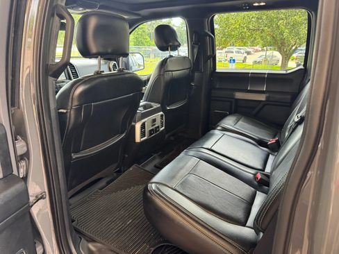 Used 2018 Ford F150 Lariat w/ Equipment Group 502A Luxury AWD/4WD image 19