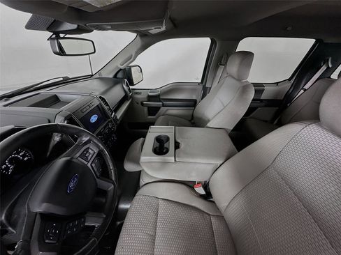 Used 2020 Ford F150 XLT w/ Equipment Group 302A Luxury image 5