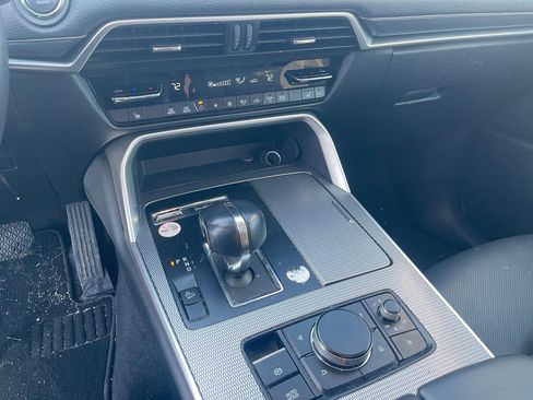 Used 2024 MAZDA CX-90 3.3 Turbo w/ Premium Package image 11