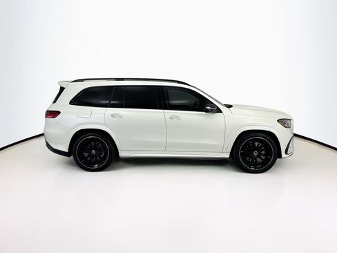 Used 2024 Mercedes-Benz GLS 450 4MATIC image 4
