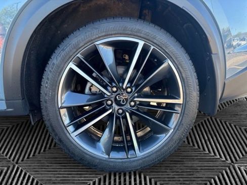 Used 2025 INFINITI QX50 Sport AWD/4WD image 30