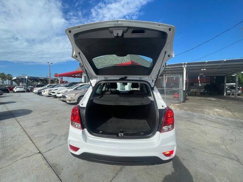 Used 2019 Chevrolet Trax LS FWD image 12