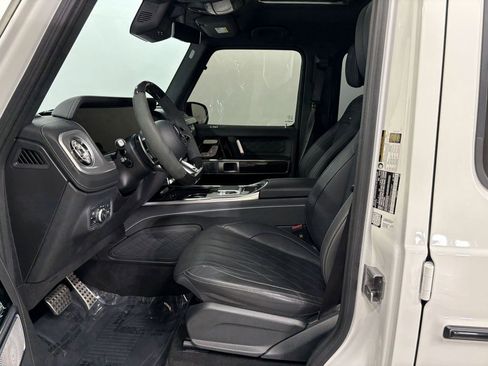 Certified 2025 Mercedes-Benz G 63 AMG 4MATIC image 9