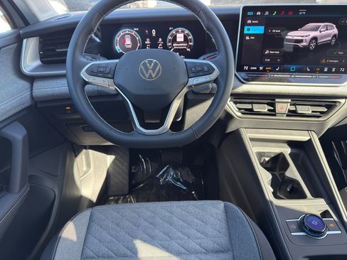 New 2026 Volkswagen Tiguan S FWD image 20