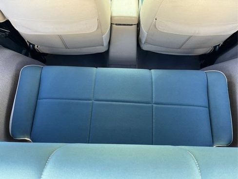 Used 1999 Jeep Wrangler Sahara image 22