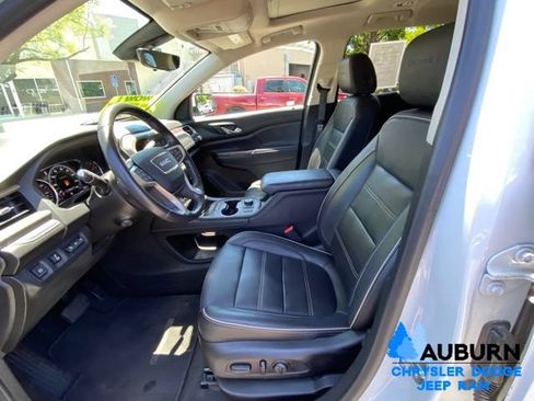 Used 2020 GMC Acadia Denali w/ Denali Ultimate Package AWD/4WD image 34