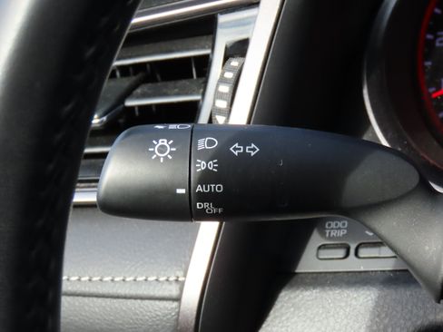 Used 2024 Toyota Camry XSE image 31