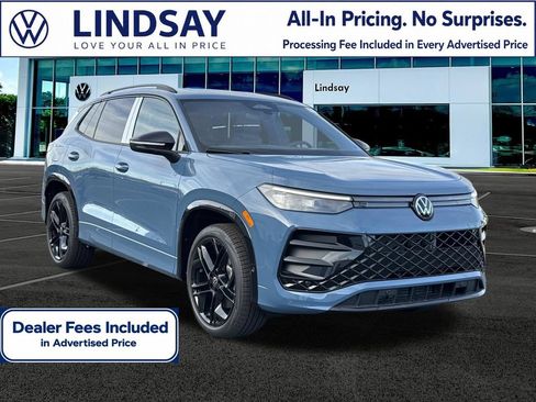 New 2026 Volkswagen Tiguan SE R-Line AWD/4WD image 1