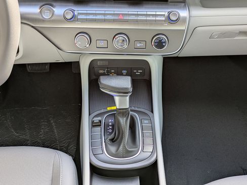 New 2026 Hyundai Kona SE image 27