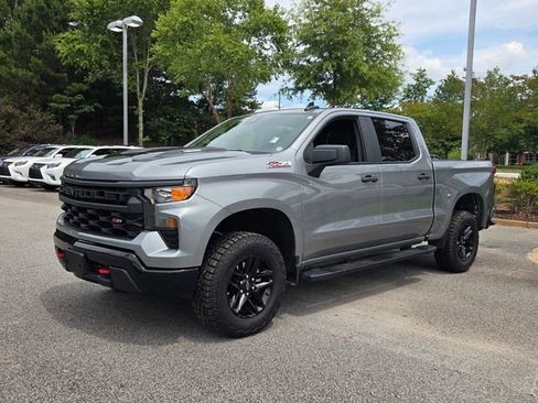 Used 2025 Chevrolet Silverado 1500 Custom Trail Boss AWD/4WD image 4