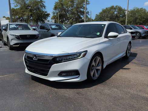 Used 2019 Honda Accord Touring image 8