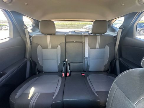 Used 2025 Chevrolet Blazer LT image 38