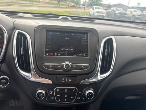 Used 2024 Chevrolet Equinox LT FWD image 20