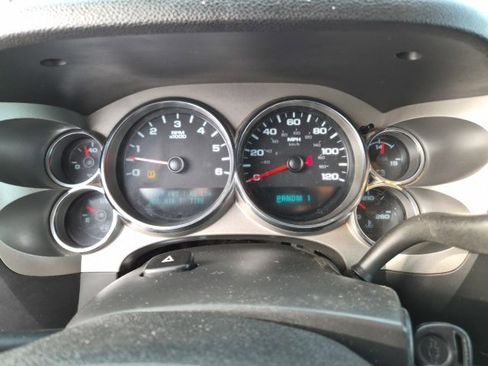 Used 2012 Chevrolet Silverado 2500 LT w/ Snow Plow Prep Package image 20