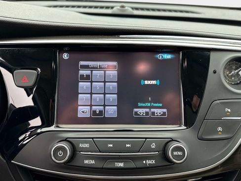 Used 2020 Buick Envision Essence FWD image 25