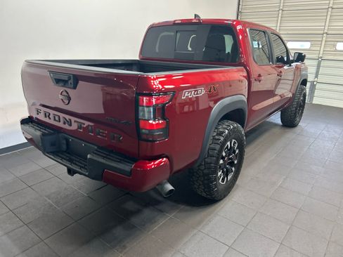 Used 2024 Nissan Frontier PRO-4X w/ Technology Package AWD/4WD image 3