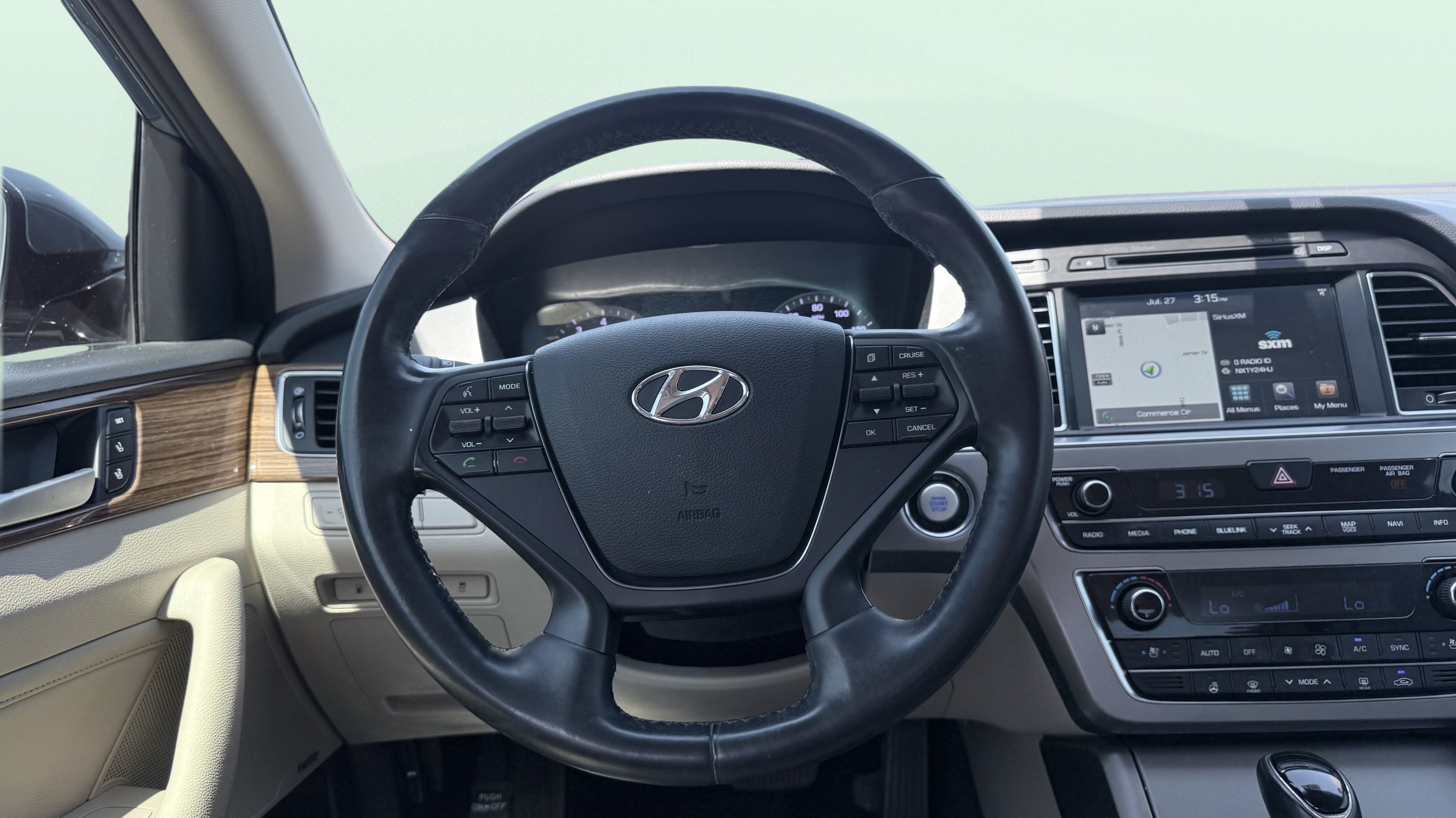 Used 2015 Hyundai Sonata Limited w/ Option Group 05 FWD image 47