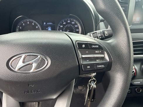 Used 2020 Hyundai Kona SE FWD image 17