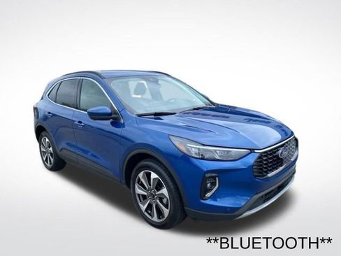 Used 2023 Ford Escape Platinum image 7