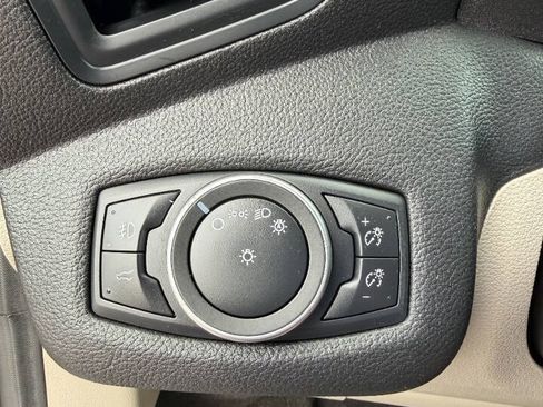 Used 2019 Ford Escape SE AWD/4WD image 15