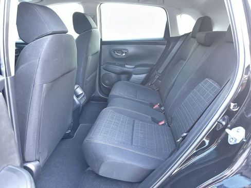 Used 2025 Honda HR-V LX image 15